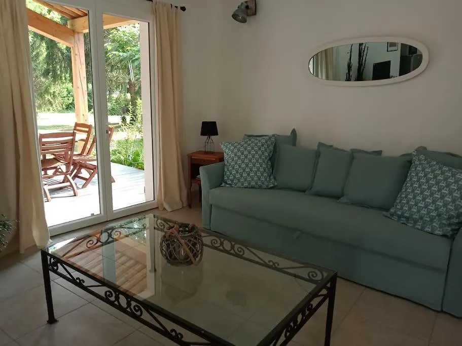 Villa Avec Piscine Dans Un Avre De Verdure Caderousse